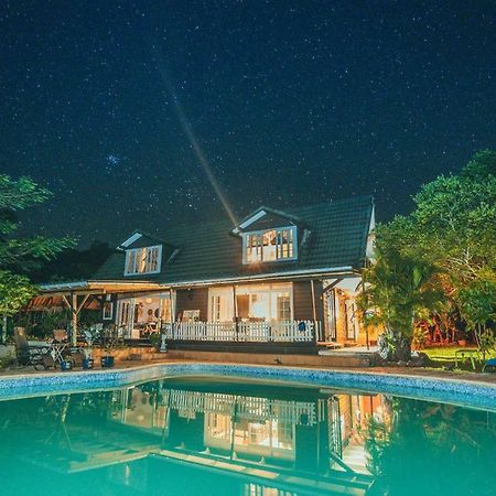 Fare Haurevaiti Moorea Paopao Luaran gambar