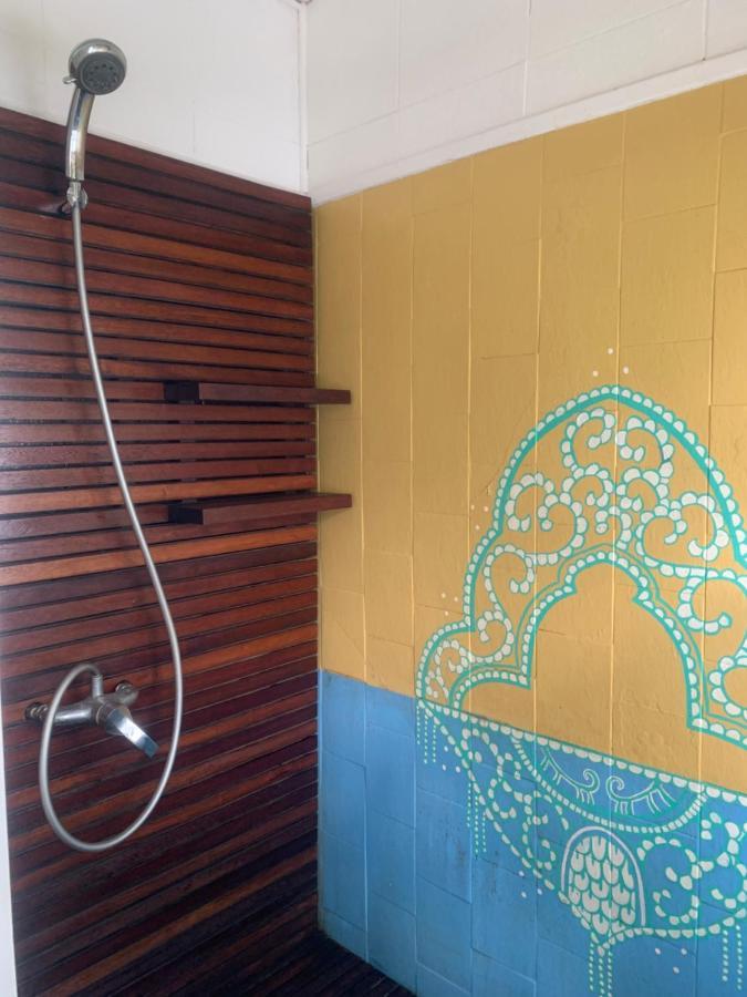 Fare Haurevaiti Moorea Paopao Luaran gambar